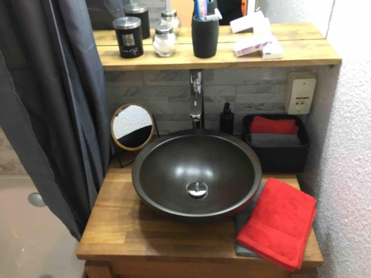 Chamois De Chamonix, Confortable 2 Pieces, Balcon, Parking Gratuit エクステリア 写真